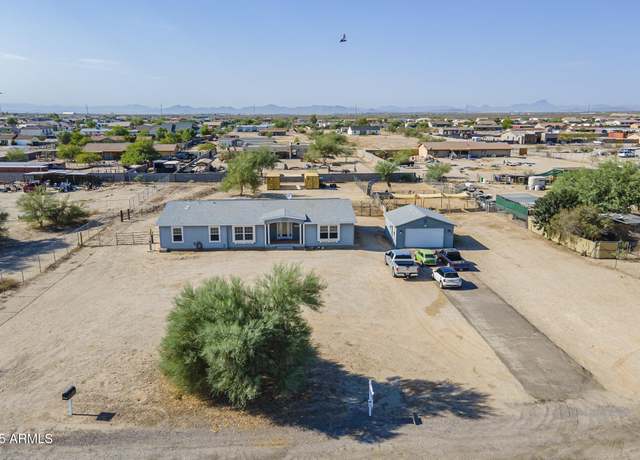 Property at 30139 W Bellview St, Buckeye, AZ 85396, 4 beds, 3 baths