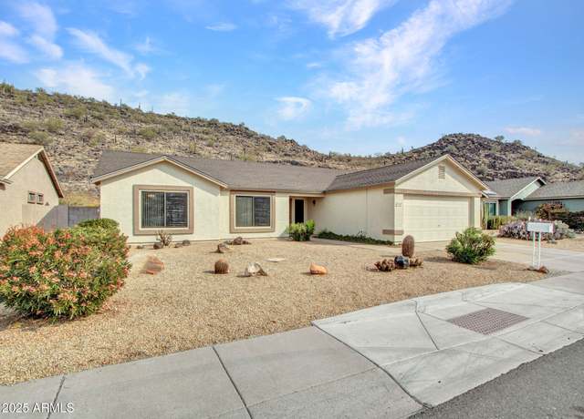 Property at 22667 N 30th Ave, Phoenix, AZ 85027, 3 beds, 2 baths