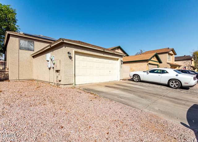 Property at 921 S Val Vista Dr #106, Mesa, AZ 85204, 5 beds, 2 baths