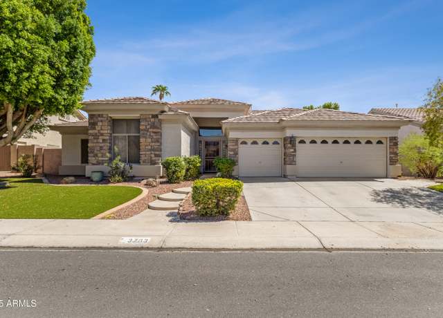 Property at 3763 S Rosemary Dr, Chandler, AZ 85248, 4 beds, 2.5 baths