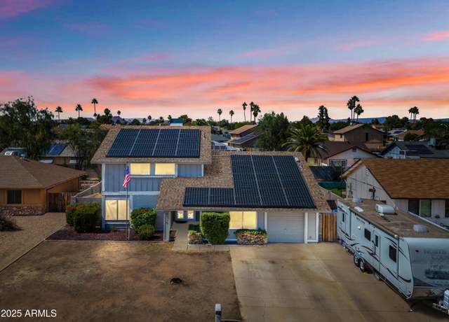 Property at 4136 W Hearn Rd, Phoenix, AZ 85053, 4 beds, 3 baths