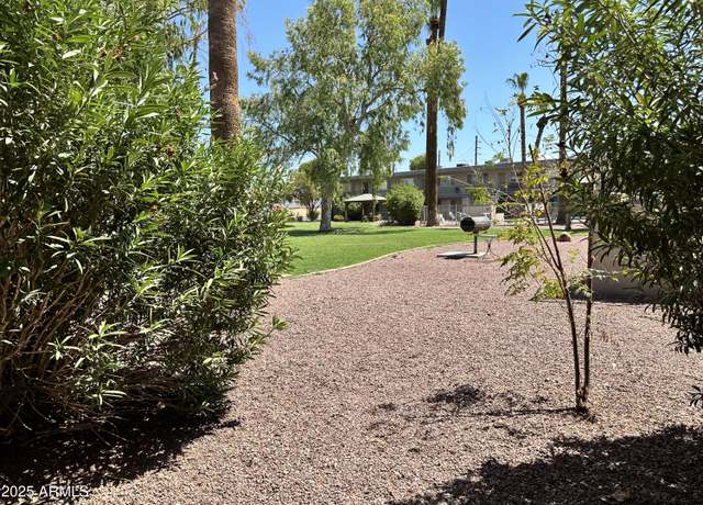 Property at 1111 E Turney Ave #25, Phoenix, AZ 85014, 2 beds, 1 bath