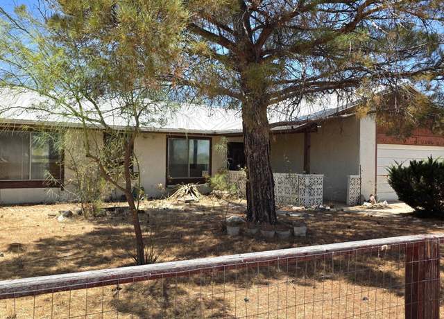 Property at 219 N Ford St, Pearce, AZ 85625, 3 beds, 2 baths