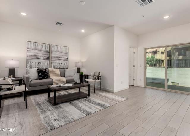 Property at 8255 N 22nd Dr, Phoenix, AZ 85021, 2 beds, 2.5 baths