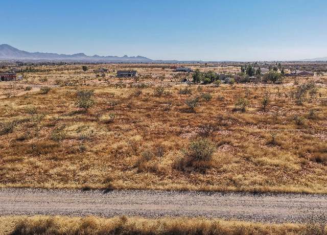 Property at 10300 E Vista Montanas Rd #4, Hereford, AZ 85615