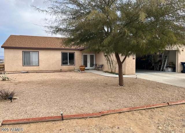 Property at 7931 E Monte Tesoro Dr, Kingman, AZ 86401, 2 beds, 2.5 baths