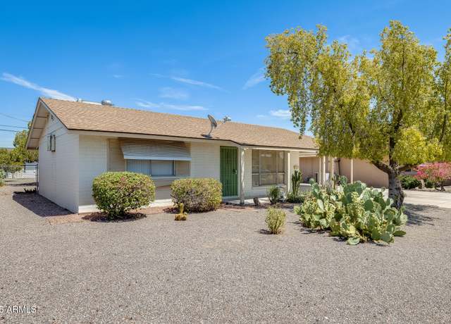 Property at 11042 W Canterbury Dr, Sun City, AZ 85351, 2 beds, 1 bath
