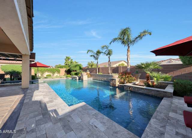Property at 18415 W Wolf St, Goodyear, AZ 85395, 4 beds, 3 baths