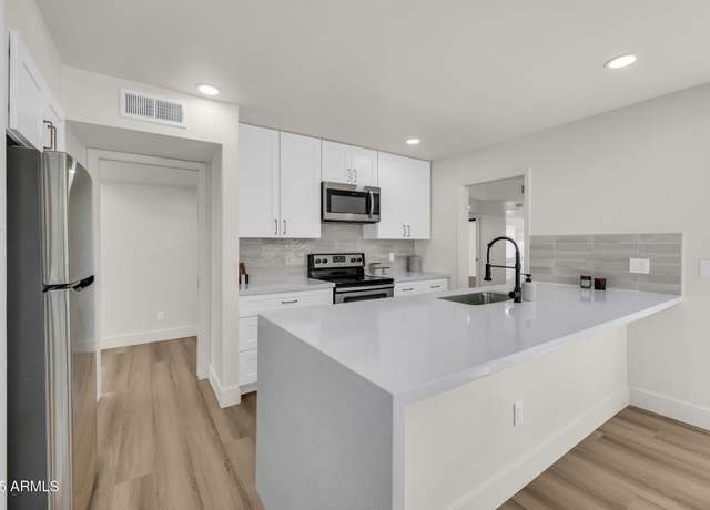 Property at 703 E Corte Oro --, Phoenix, AZ 85020, 3 beds, 2 baths