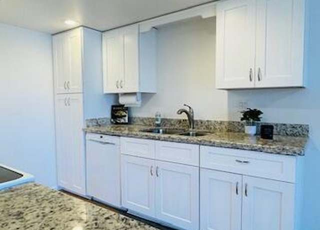 Property at 3810 N Maryvale Pkwy #1068, Phoenix, AZ 85031, 2 beds, 2 baths
