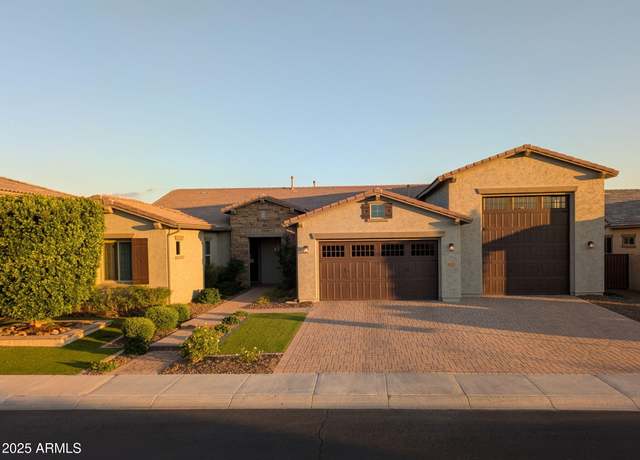 Property at 9187 W Parkside Ln, Peoria, AZ 85383, 3 beds, 2.5 baths