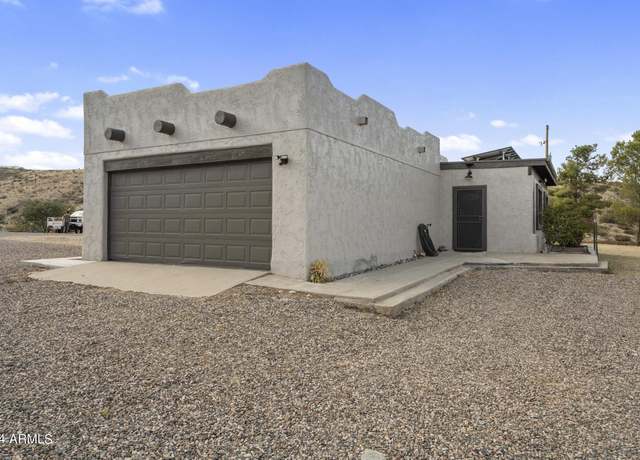 Property at 9749 S Ice House Canyon Rd, Globe, AZ 85501, 4 beds, 2 baths