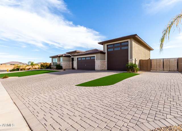 Property at 1983 E Sarona Ct, San Tan Valley, AZ 85143, 3 beds, 2.5 baths