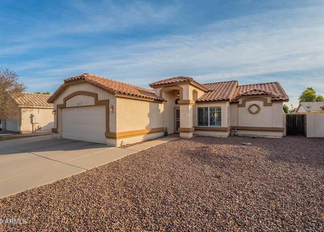 Property at 2217 E Devon Ct, Gilbert, AZ 85296, 3 beds, 2 baths