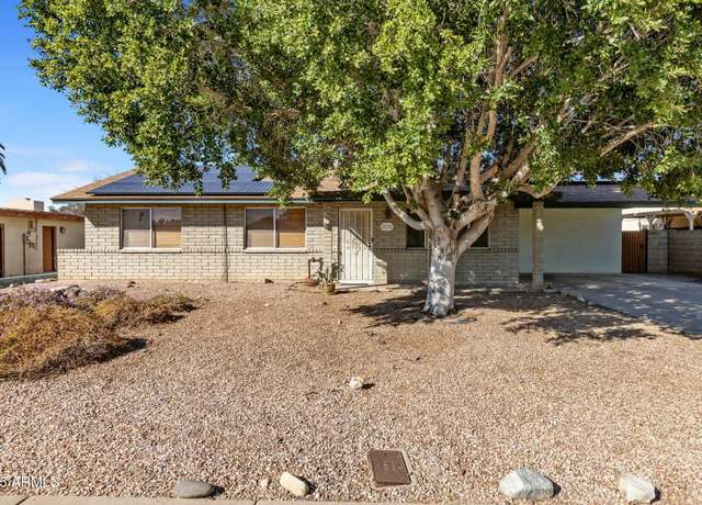 Property at 2136 W Sharon Ave, Phoenix, AZ 85029, 3 beds, 2 baths