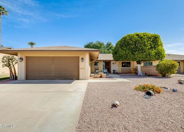 Property at 10632 W Saratoga Cir, Sun City, AZ 85351, 2 beds, 2 baths