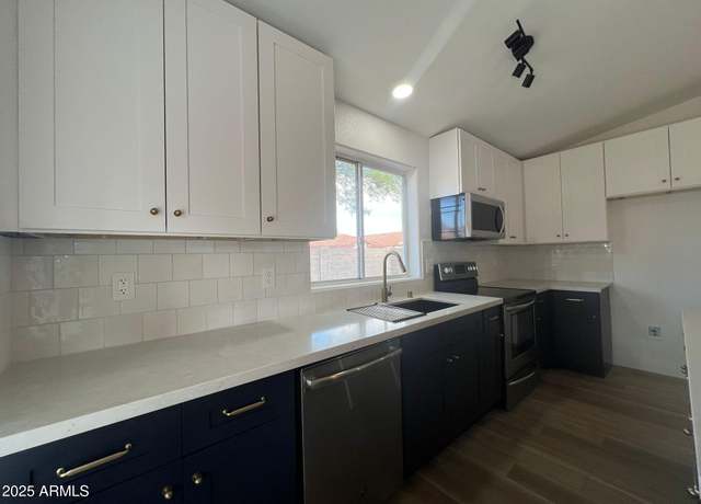 Property at 4545 N 67th Ave #1165, Phoenix, AZ 85033, 4 beds, 2 baths