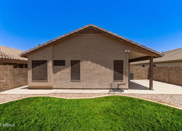 Property at 515 E Sherri Dr, Gilbert, AZ 85296, 3 beds, 2 baths