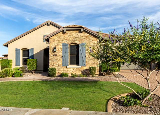 Property at 6743 W Lucia Dr, Peoria, AZ 85383, 5 beds, 4.5 baths