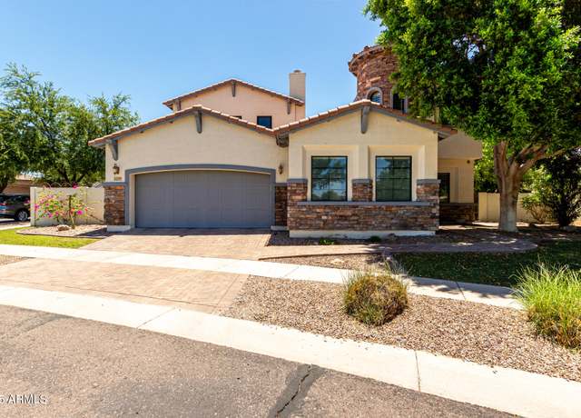 Property at 3229 E Mountain Village Cir, Phoenix, AZ 85042, 5 beds, 3 baths