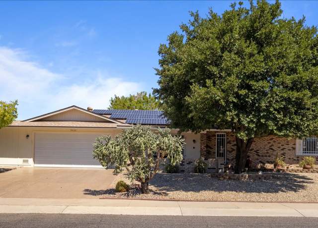 Property at 9422 W Country Club Dr, Sun City, AZ 85373, 3 beds, 3 baths