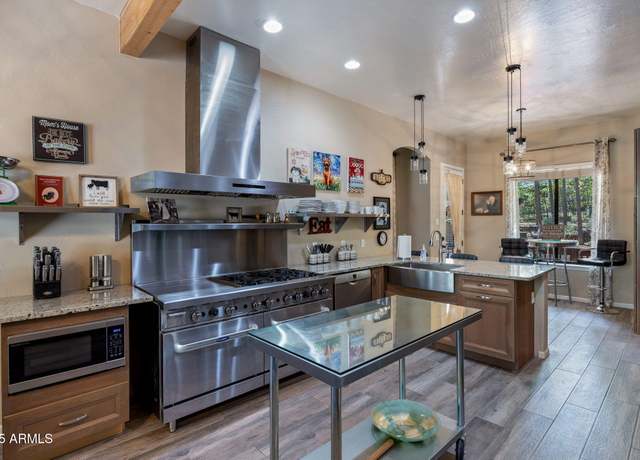 Property at 1180 E Waterway Ln, Show Low, AZ 85901, 3 beds, 2.5 baths