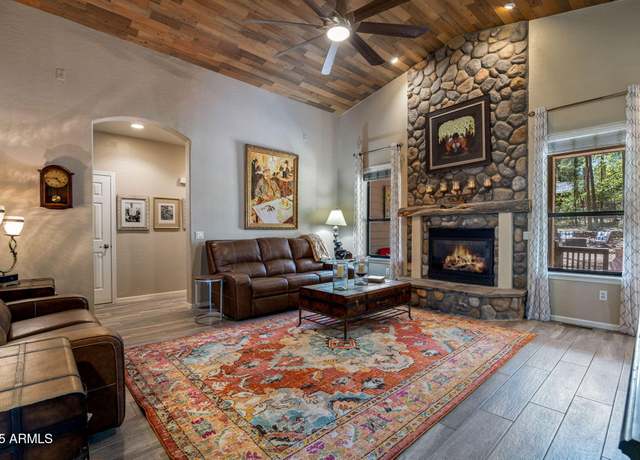 Property at 1180 E Waterway Ln, Show Low, AZ 85901, 3 beds, 2.5 baths