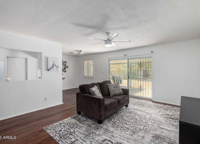 Property at 7327 N 21st Ave, Phoenix, AZ 85021, 3 beds, 2 baths