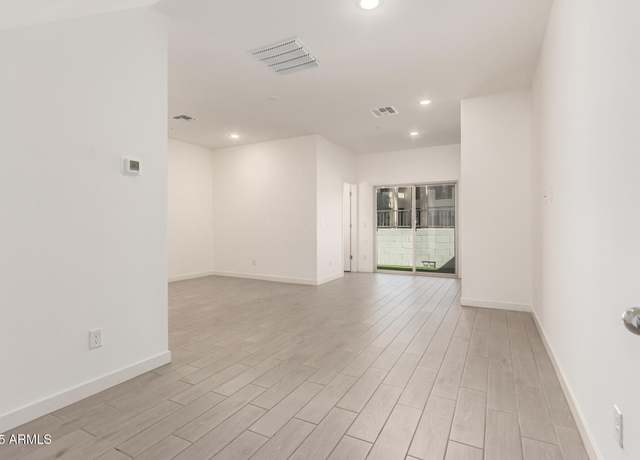 Property at 8255 N 22nd Dr, Phoenix, AZ 85021, 2 beds, 2.5 baths