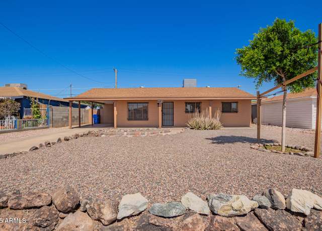 Property at 4545 N 49th Ave, Phoenix, AZ 85031, 3 beds, 2 baths