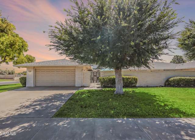 Property at 17891 N 99th Dr, Sun City, AZ 85373, 2 beds, 1.75 baths
