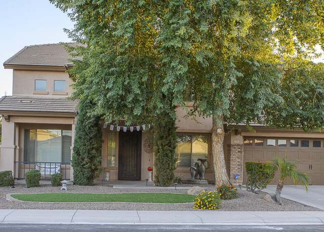 Property at 2541 E Carob Dr, Gilbert, AZ 85298, 6 beds, 4.5 baths