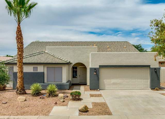 Property at 10760 W Encanto Blvd, Avondale, AZ 85392, 4 beds, 2 baths