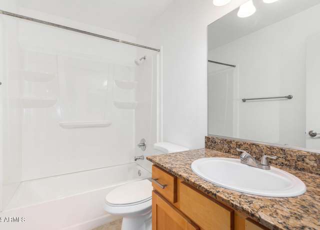 Property at 2025 E Campbell Ave #122, Phoenix, AZ 85016, 2 beds, 2 baths