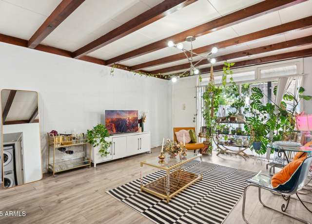 Property at 1101 E Bethany Home Rd #1, Phoenix, AZ 85014, 2 beds, 2 baths