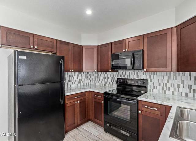 Property at 5704 E Aire Libre Ave #1093, Scottsdale, AZ 85254, 2 beds, 2.5 baths