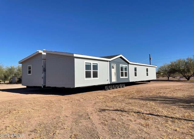 Property at 1432 N Plaza Dr, Apache Junction, AZ 85120, 5 beds, 2 baths