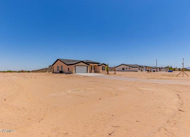 Property at 1545 S 391st Ave, Tonopah, AZ 85354, 4 beds, 3 baths