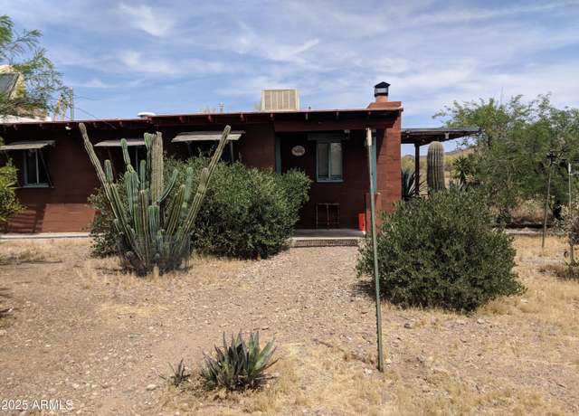 Property at 37448 N 301st Ave, Wittmann, AZ 85361, 1 bed, 1 bath