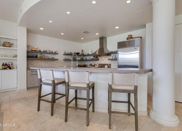 Property at 8 E Biltmore Est #110, Phoenix, AZ 85016, 3 beds, 2.5 baths
