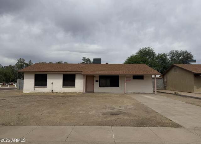 Property at 11802 N 25th Ave, Phoenix, AZ 85029, 4 beds, 2 baths