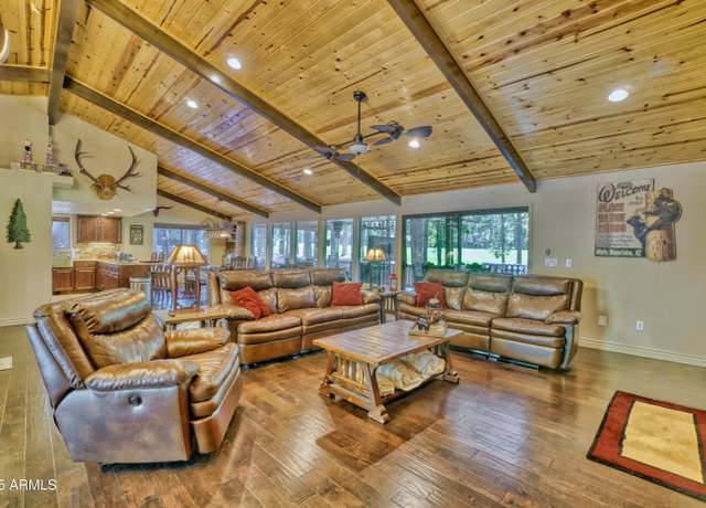 Property at 7949 Indian Bend Rd, Pinetop, AZ 85935, 5 beds, 3 baths