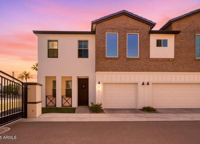 Property at 3030 N 38th St #120, Phoenix, AZ 85018, 3 beds, 2.5 baths