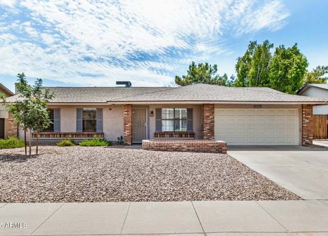 Property at 5101 E Salinas St, Phoenix, AZ 85044, 3 beds, 2 baths