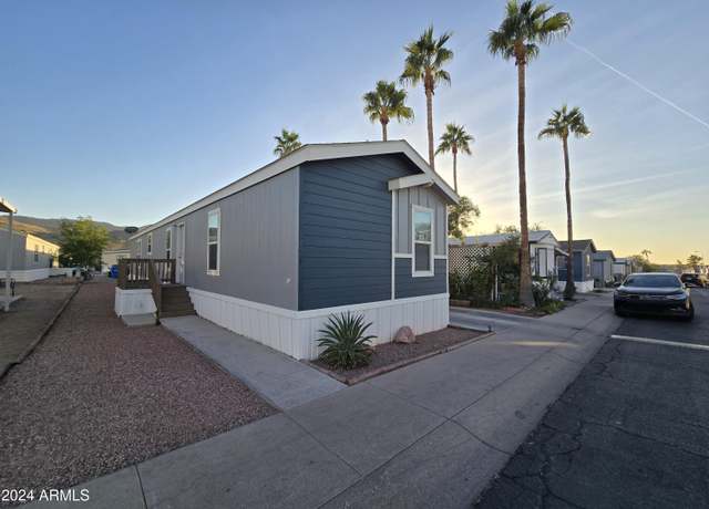 Property at 821 W Kachina Trl, Phoenix, AZ 85040, 3 beds, 2 baths