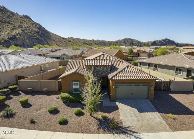 Property at 10251 W Gambit Trl, Peoria, AZ 85383, 3 beds, 2.5 baths