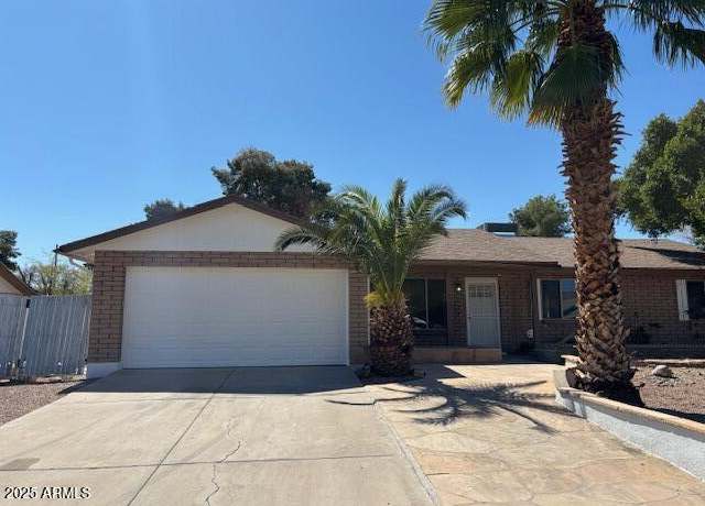 Property at 4309 E Alta Mesa Ave, Phoenix, AZ 85044, 3 beds, 2 baths