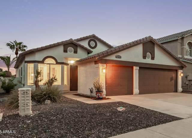Property at 1009 E Mountain Vista Dr, Phoenix, AZ 85048, 3 beds, 2 baths