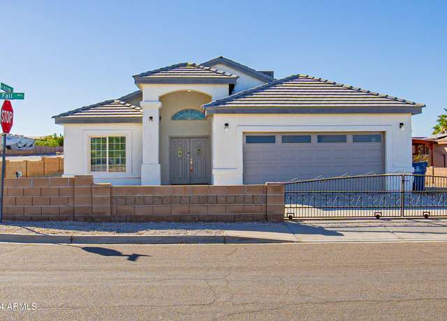 Property at 10294 S Fall Ave, Yuma, AZ 85365, 3 beds, 2 baths