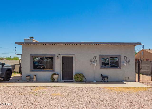 Property at 1805 S 29th Ave, Phoenix, AZ 85009, 4 beds, 2 baths